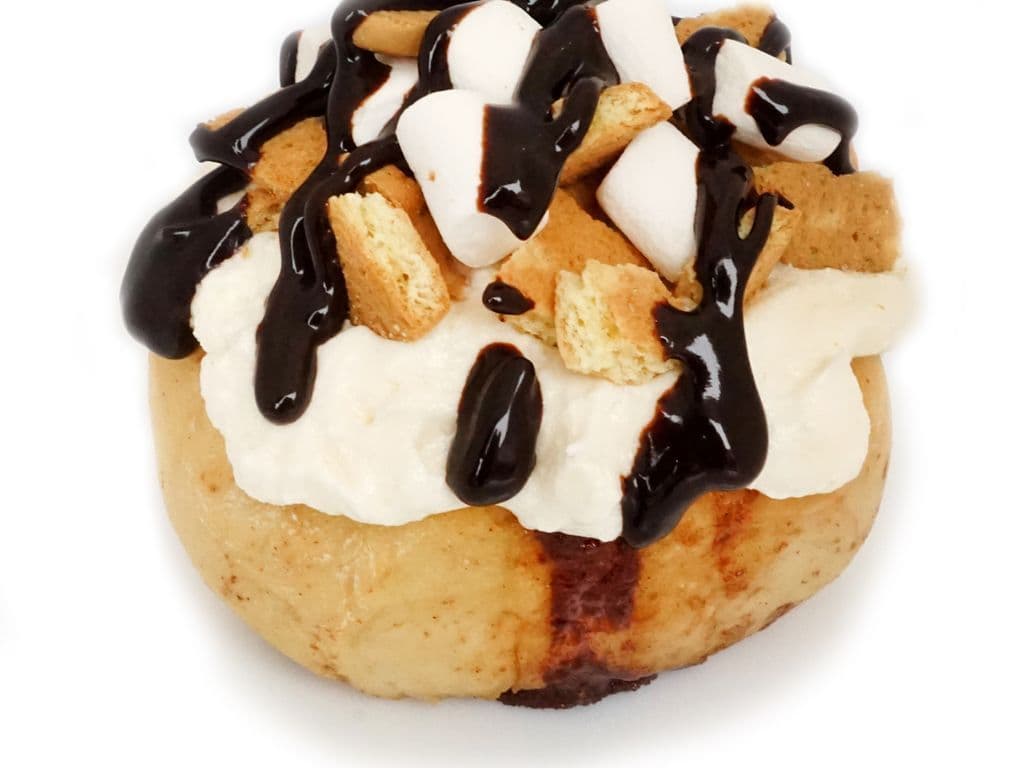 Campfire S’mores Roll*