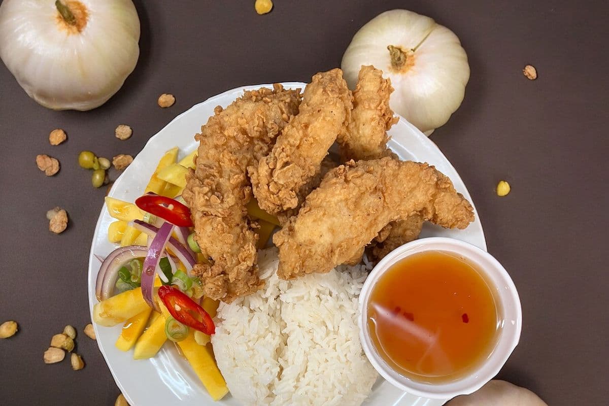 Fish Zeed On Rice ( Crispy Fish & Mango Salad )