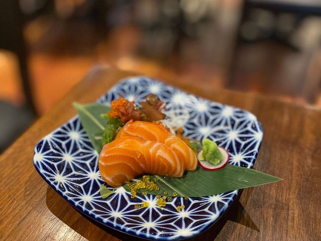 Salmon Sashimi 2 pc