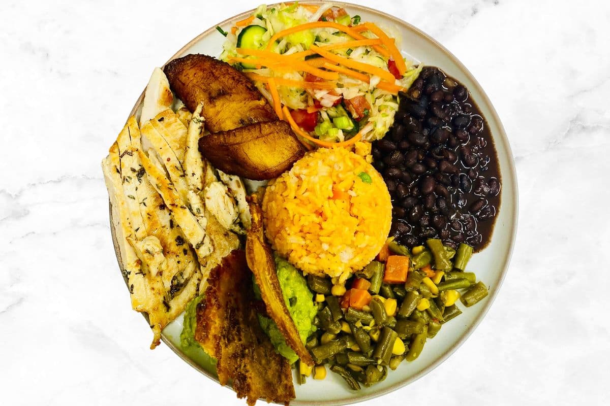 PURA VIDA SPECIAL (CASADOS)