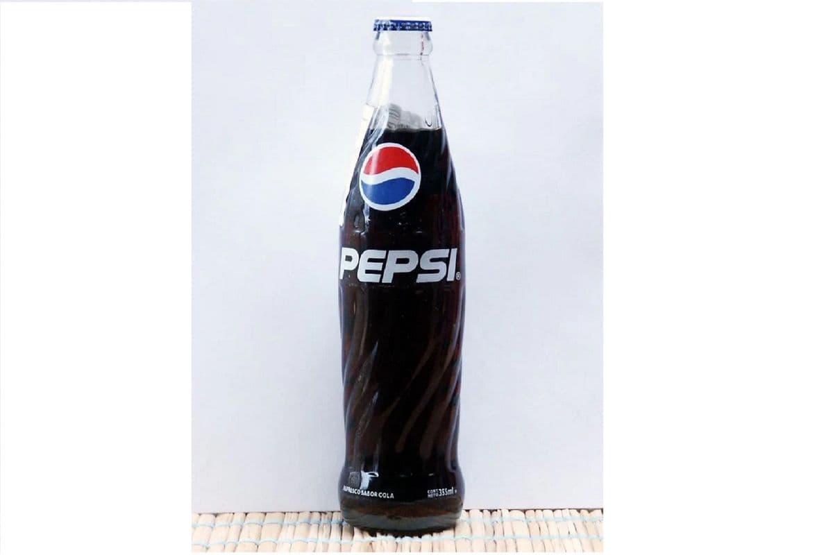 Glass Pepsi