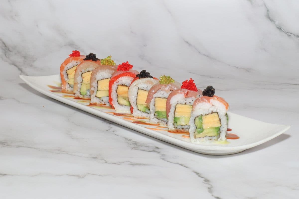 Rainbow Special Maki Roll (8 pcs)