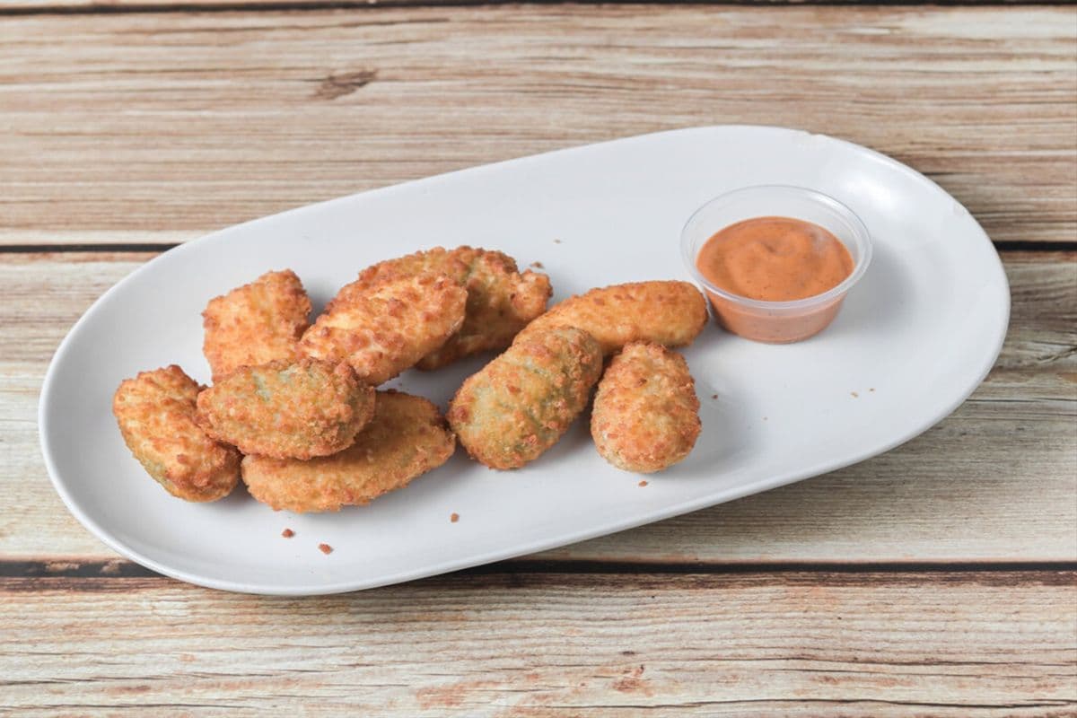 Jalepeno Poppers (8 pcs) with Ranch