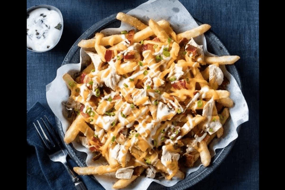 $15 Lunch Deal - Bistro High End Chicken Bacon Ranch Poutine