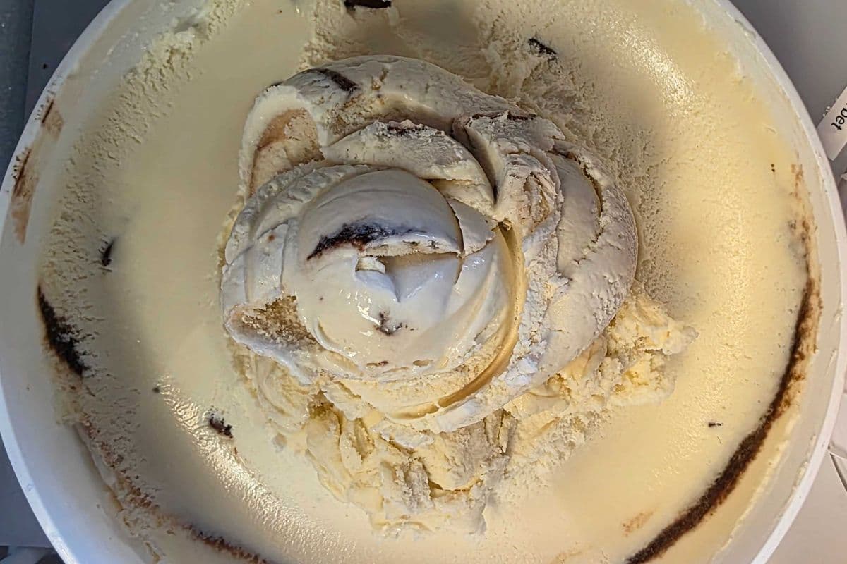 Ice Cream - ALGONQUIN CANOE