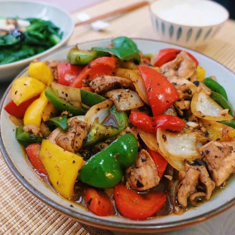 Chicken with Bell Peppers in Black Bean Sauce / 豉椒雞片