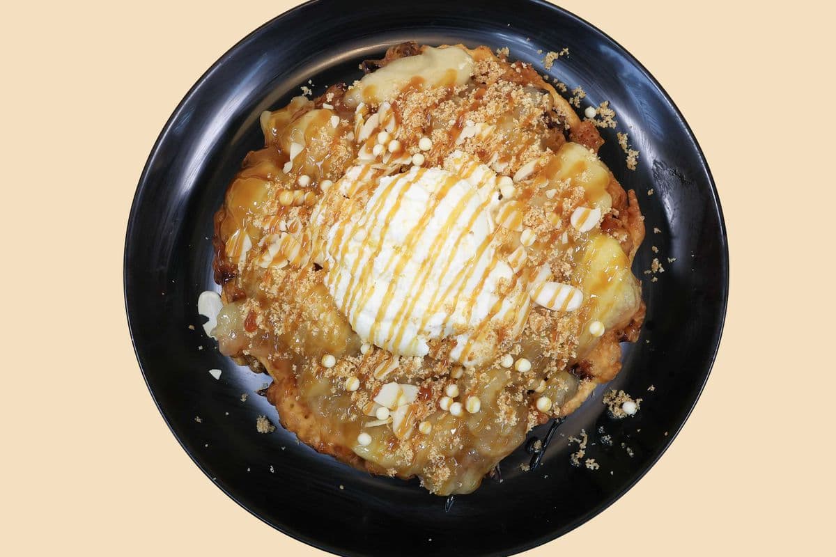 Caramelized Crown Funnel Cake