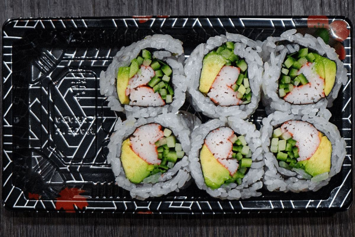 CR01. California Roll (6 pcs)