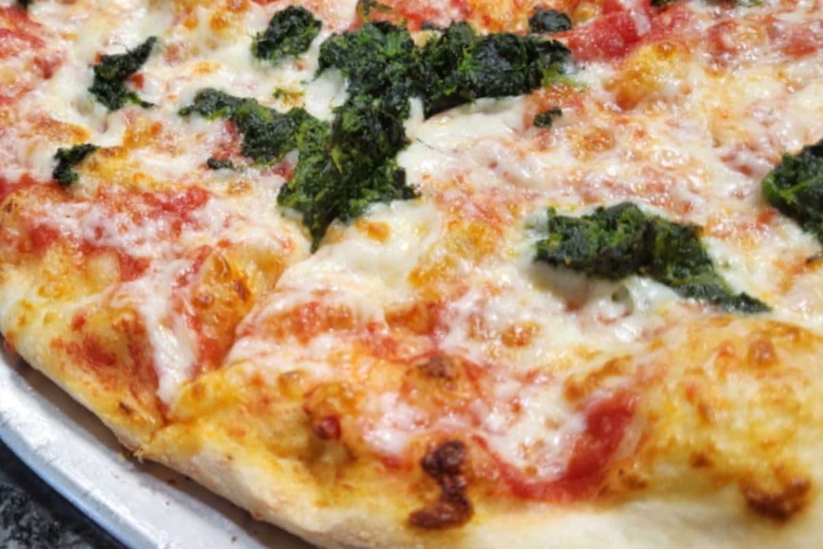 Epinard à l’ail pizza 16"