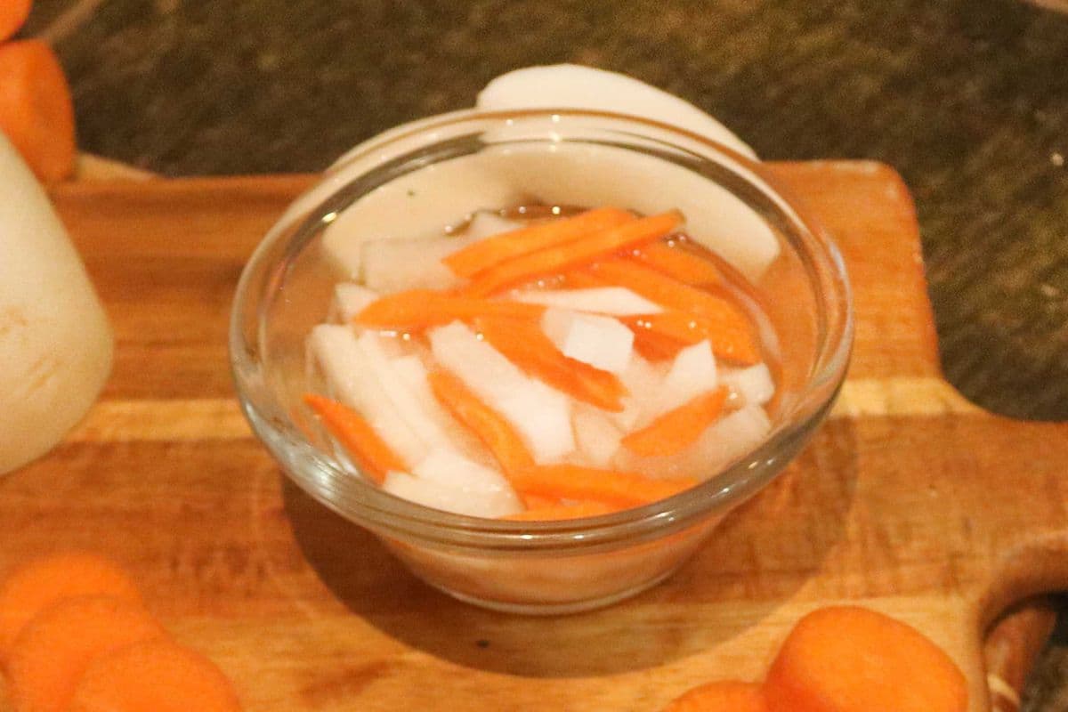 Pickled Radish and Carrots