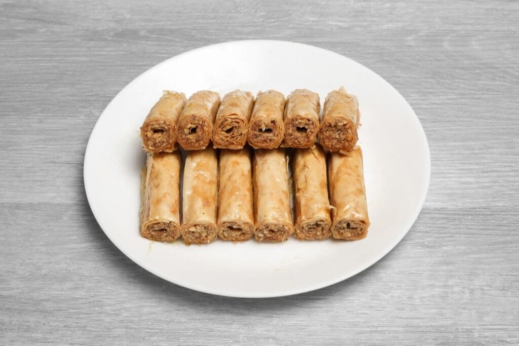 ½ (Half Kilogram) Assabah with Almond