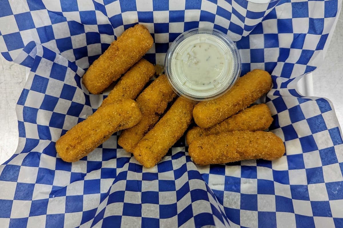 Mozza Sticks (8) with House Sauce