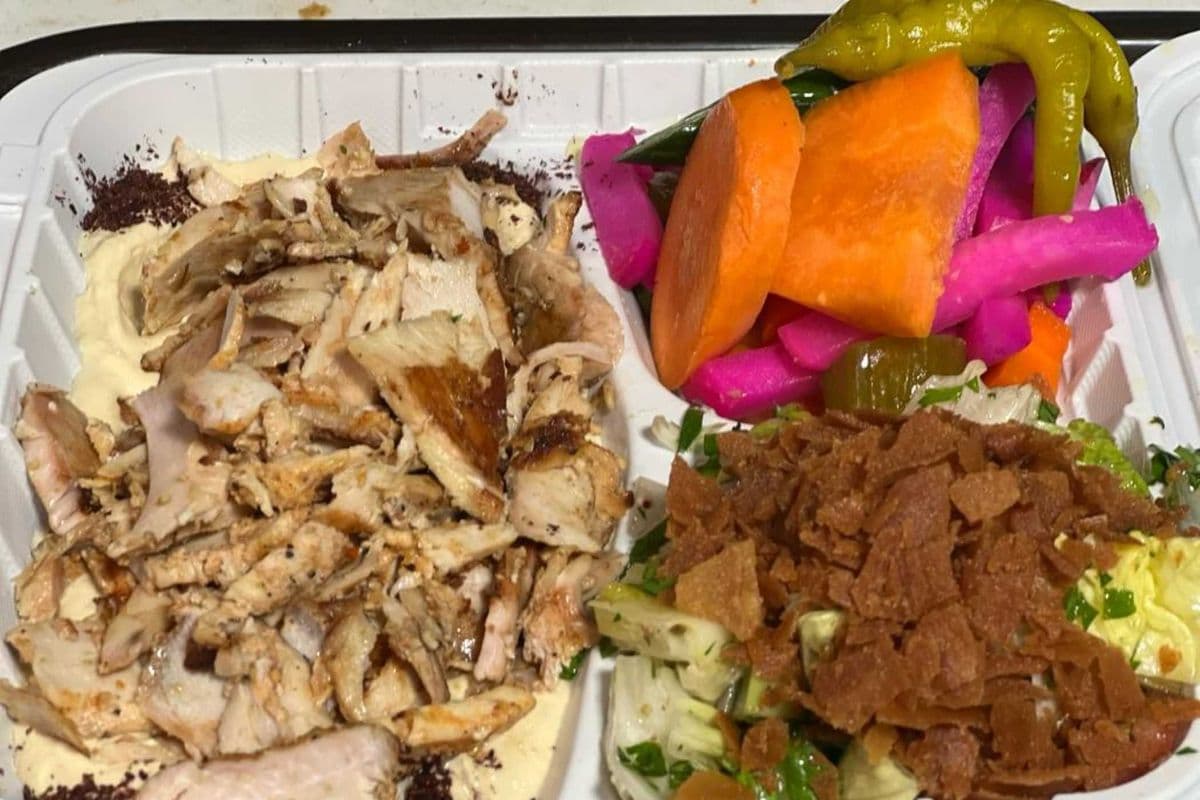 Meal -Hummus with Regular Chicken Shawarma