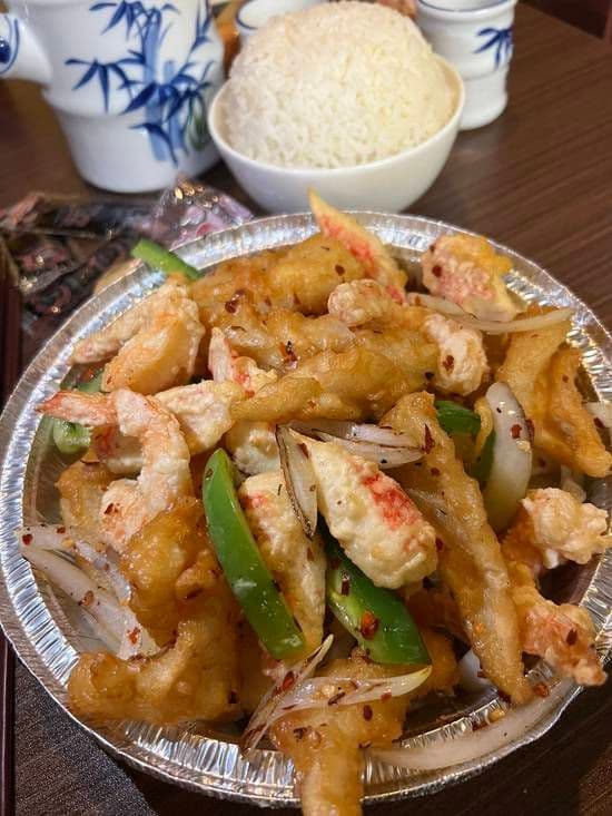 601. Fruits de mer frits avec sel and poivre / Fried Seafood with Salt and Pepper / 601. Fruits de mer frits avec sel and poivre / Fried Seafood with