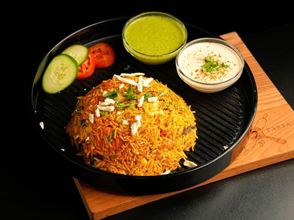 Biryani -(Veggie/Paneer/Chicken)
