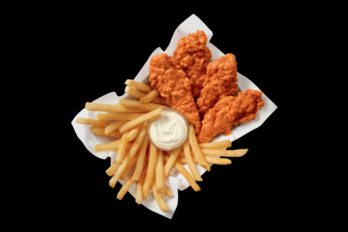Buffalo Sauce & Tossed Chicken Strip Basket