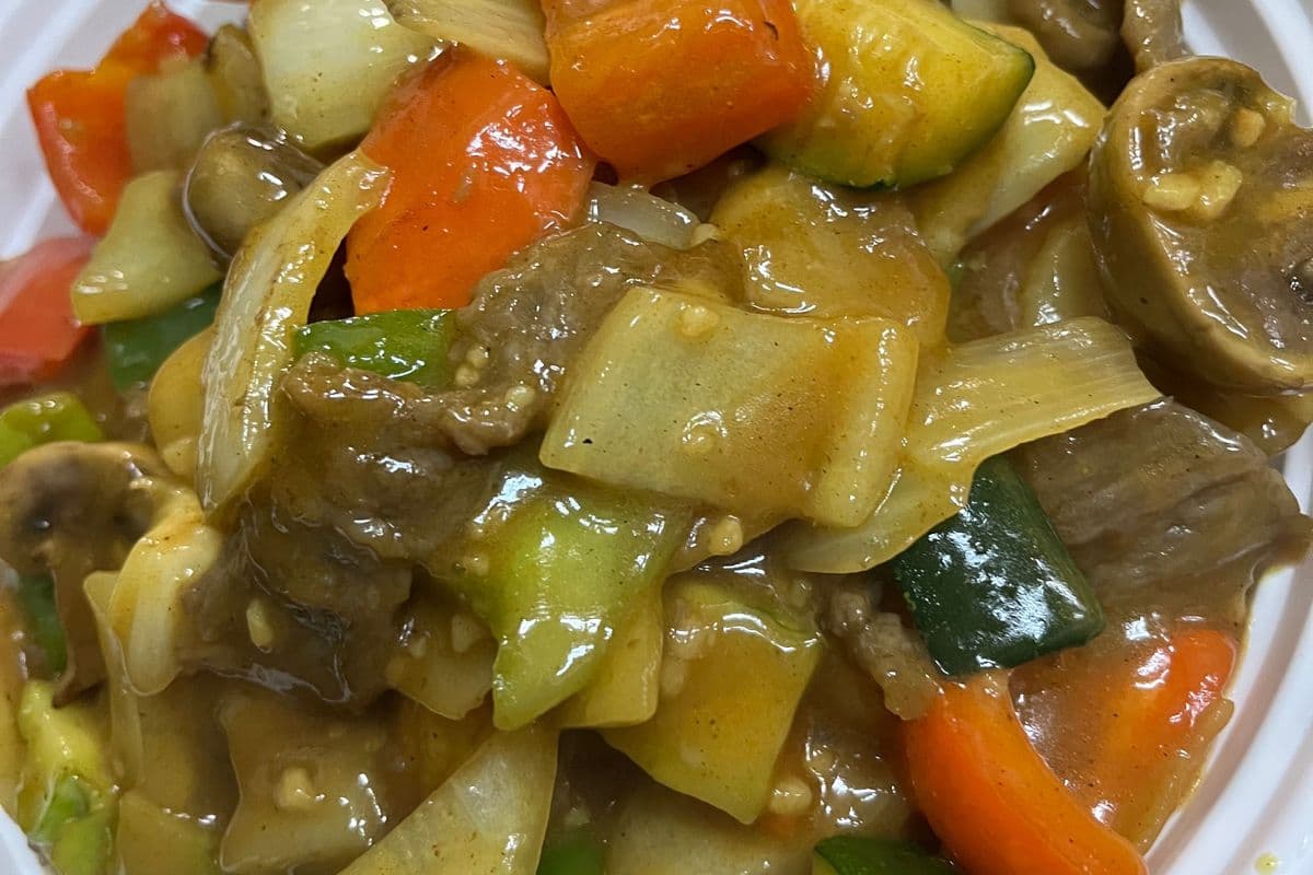 Curry Beef with Vegetables 咖喱牛肉