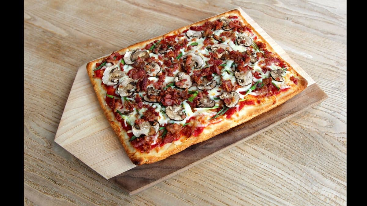 Shareable Affumicato Pizza