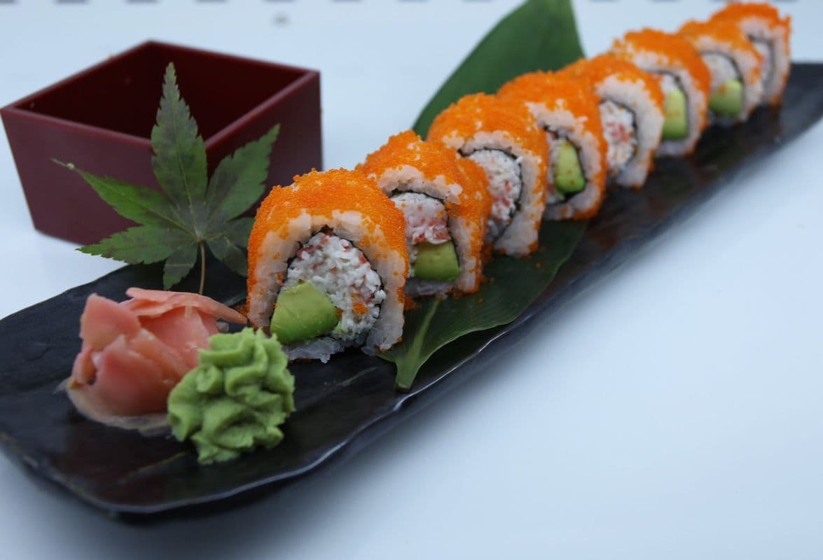Masago California Roll (8pcs)