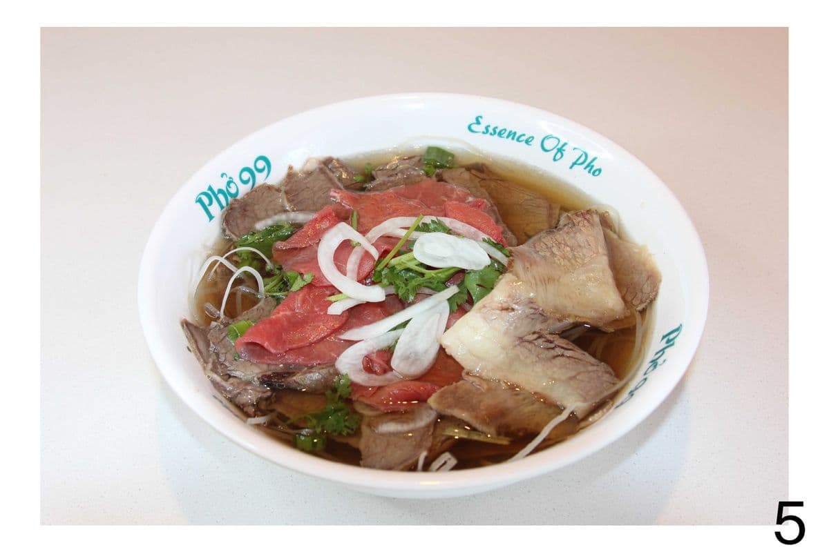 5. Phở Steak, Well-Done Flank and Fatty Brisket