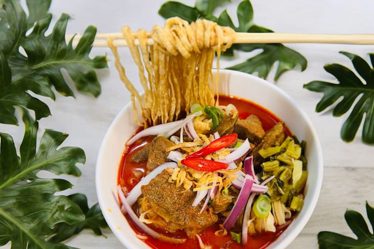 Khao Soi Curry Noodle (ข้าวซอย)