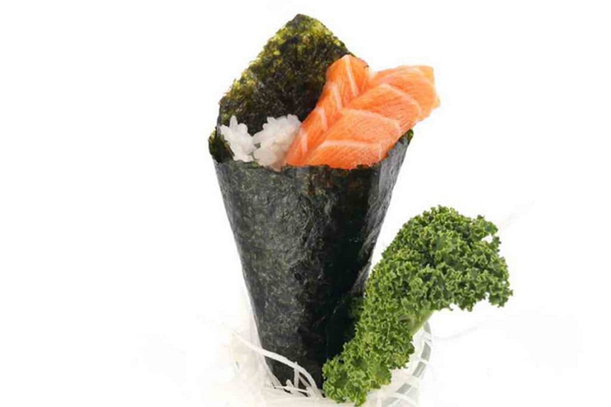 K3. Salmon Hand Roll