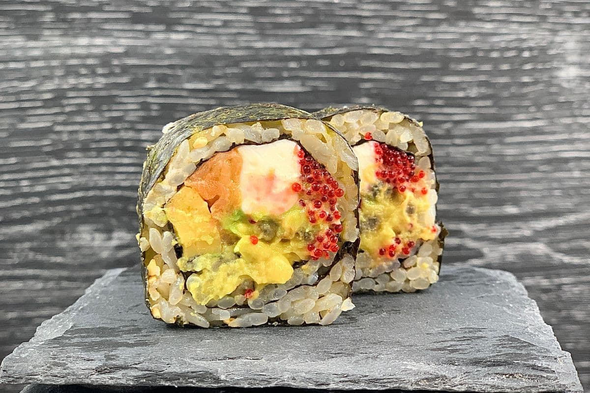 R1. P.A Roll (8 pcs)