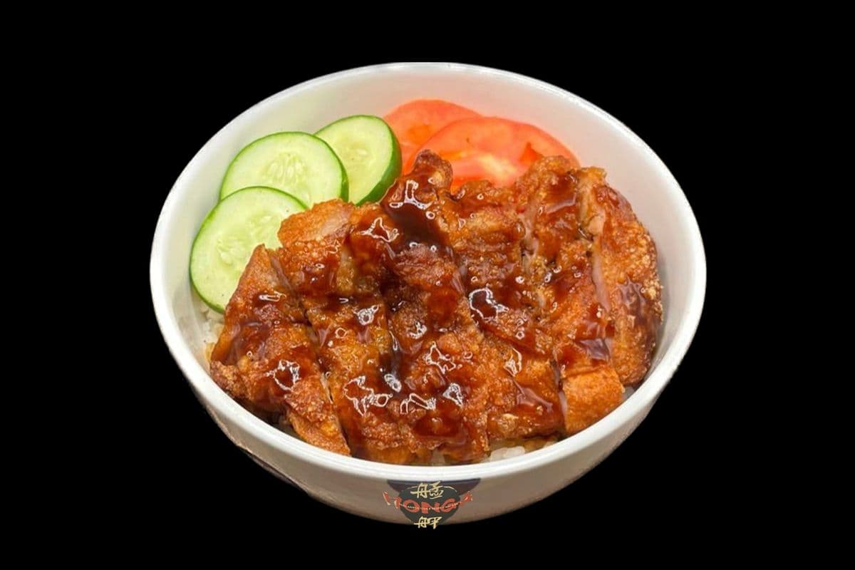 Crispy Chicken Thigh with Rice