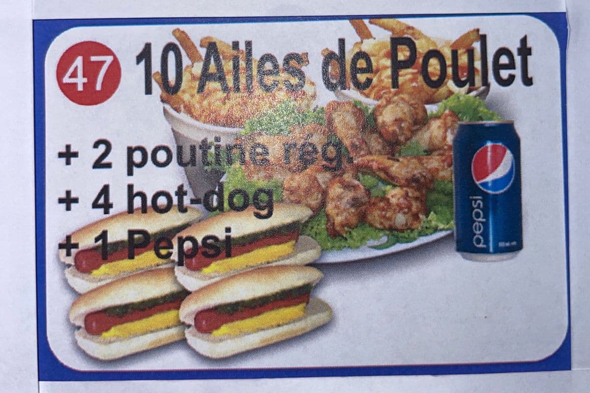#47 Combo : 10 ailes, + 2 poutines régulières, + 4 hot dogs + 2 Pepsi.