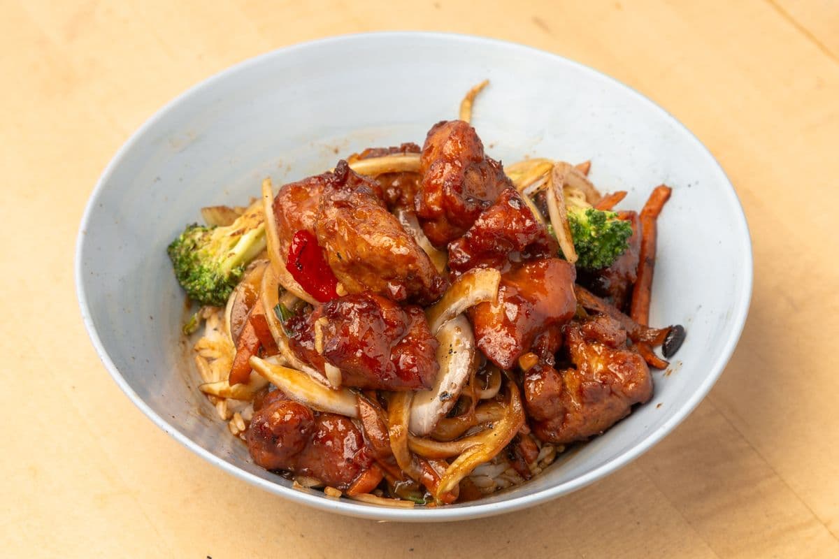 9. General Bangkok Chicken