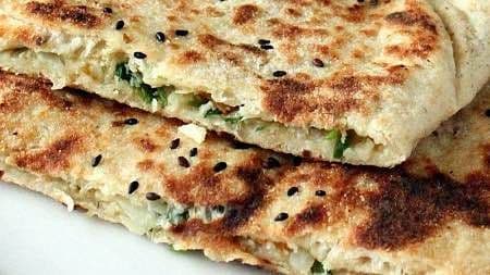 Spinach Paneer Naan