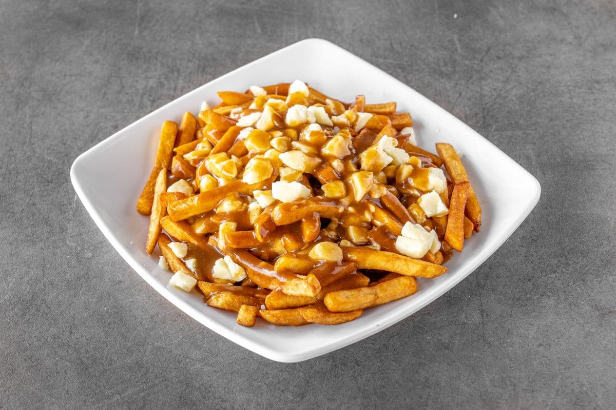 Poutine Régulière 8"