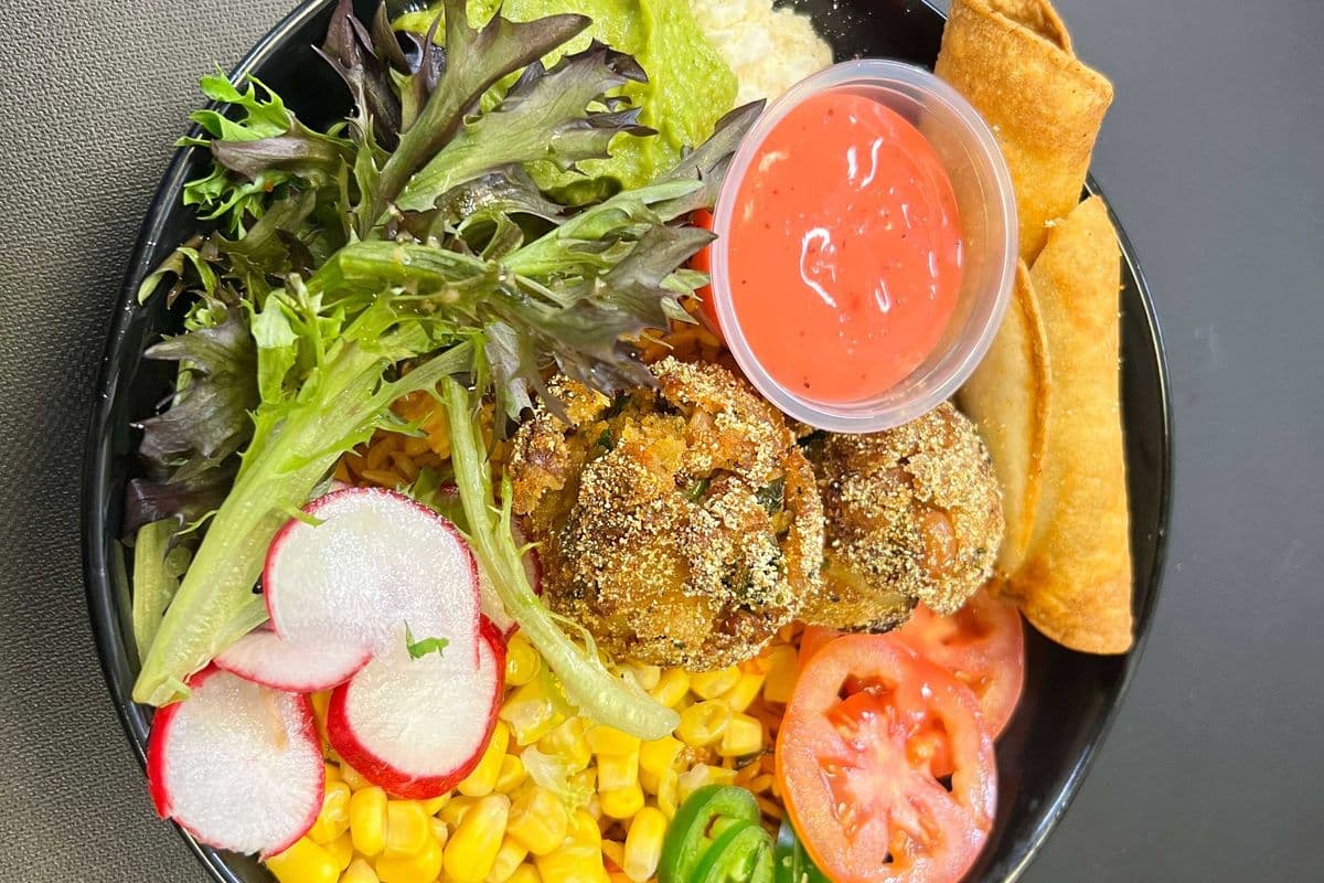 Veggie Crumble W\Cheese Taco Salad