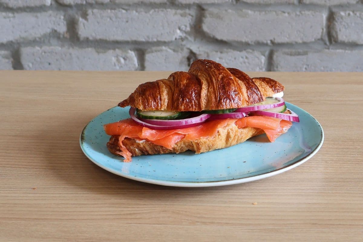 Croissant com Salmão Fumado