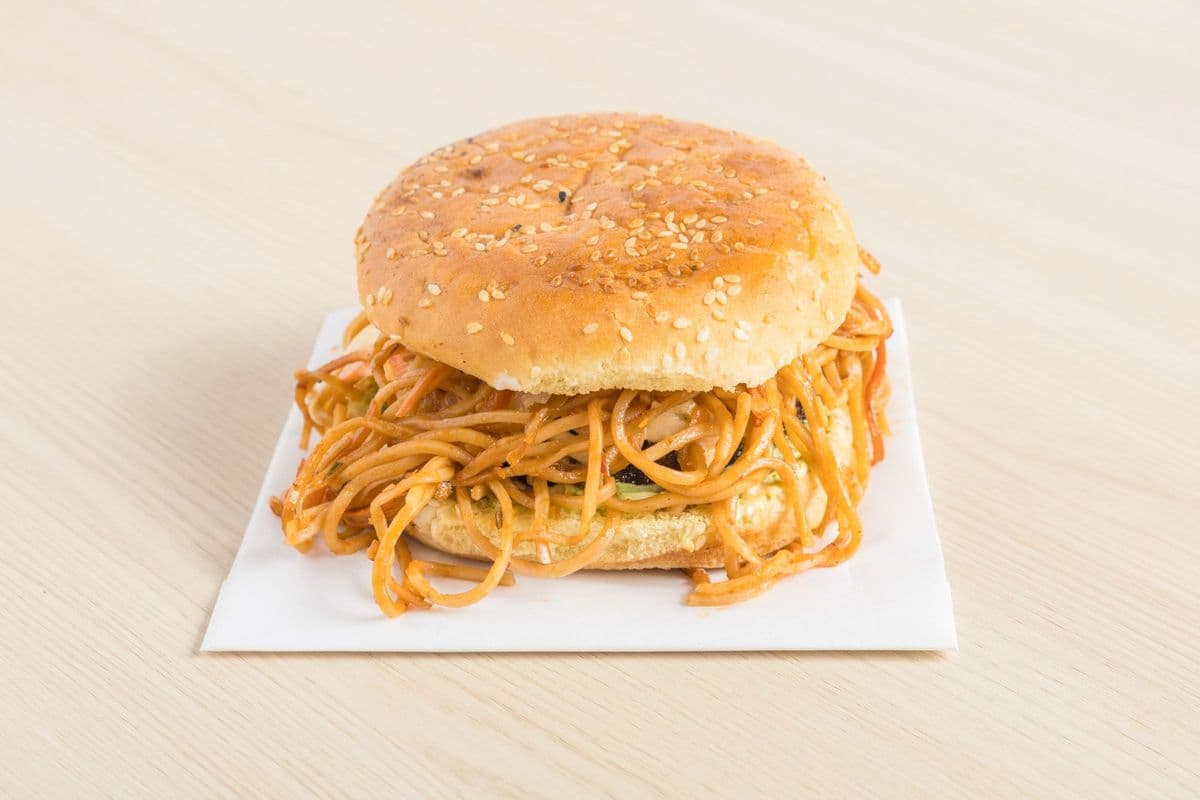 Maharaja Noodle Tikka Burger