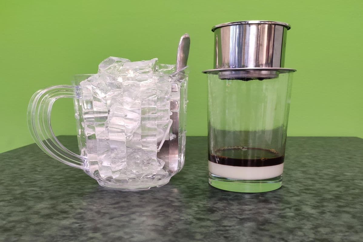 67. Café Sữa Đá