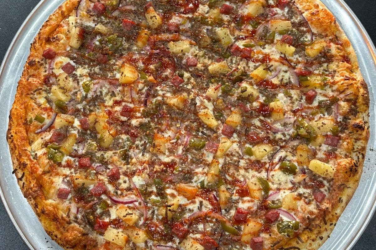 Medium BBQ Hawaiian Pizza