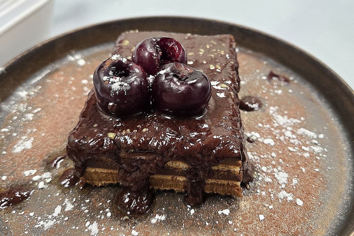Opera Overture Cake