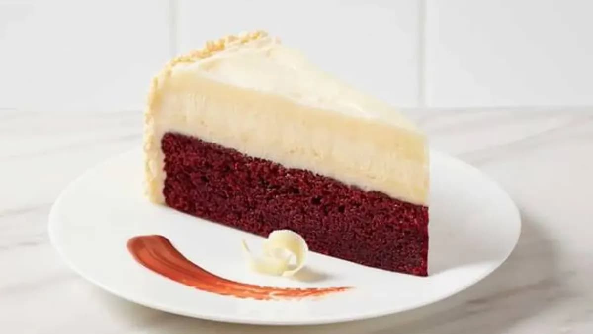 Red Velvet Cheesecake