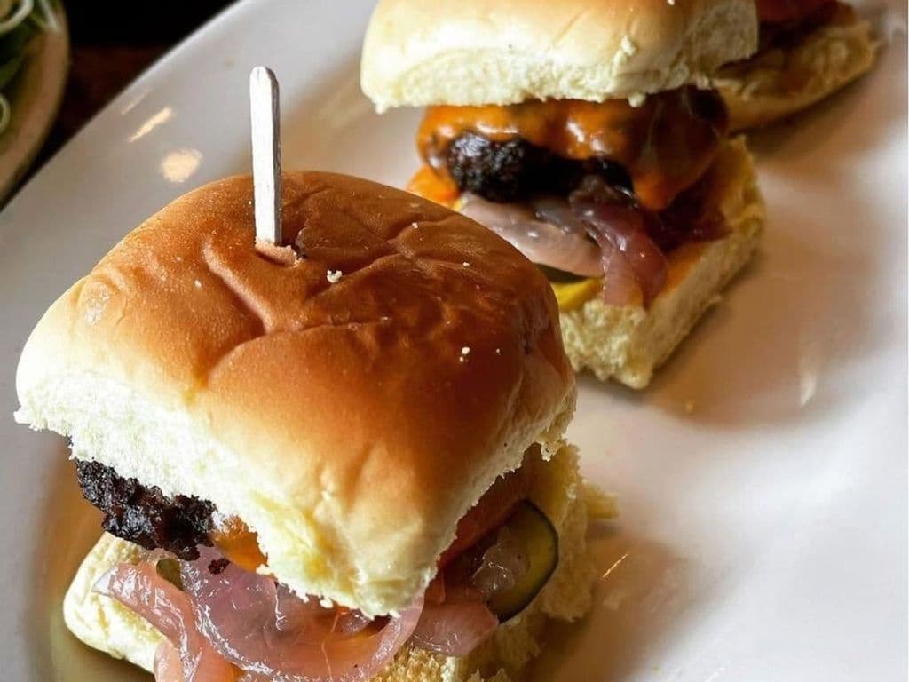 Mini sliders de bœuf / Mini Beef Sliders