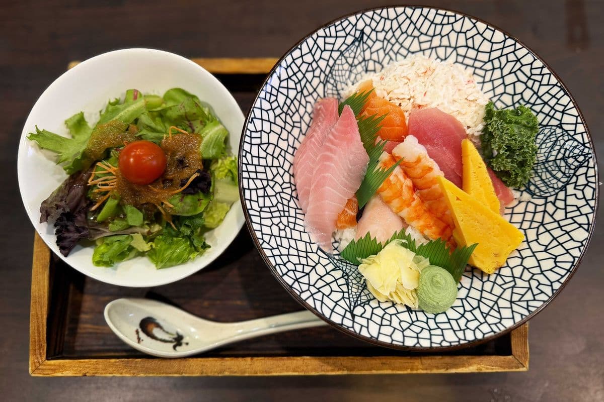 Chirashi Lunch Special