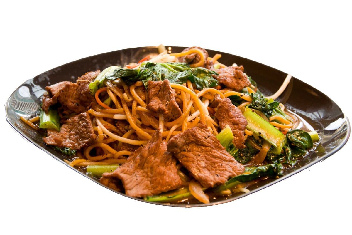 Stir-Fried Black Pepper Sauce Noodle with Lamb 黑椒羊炒麵