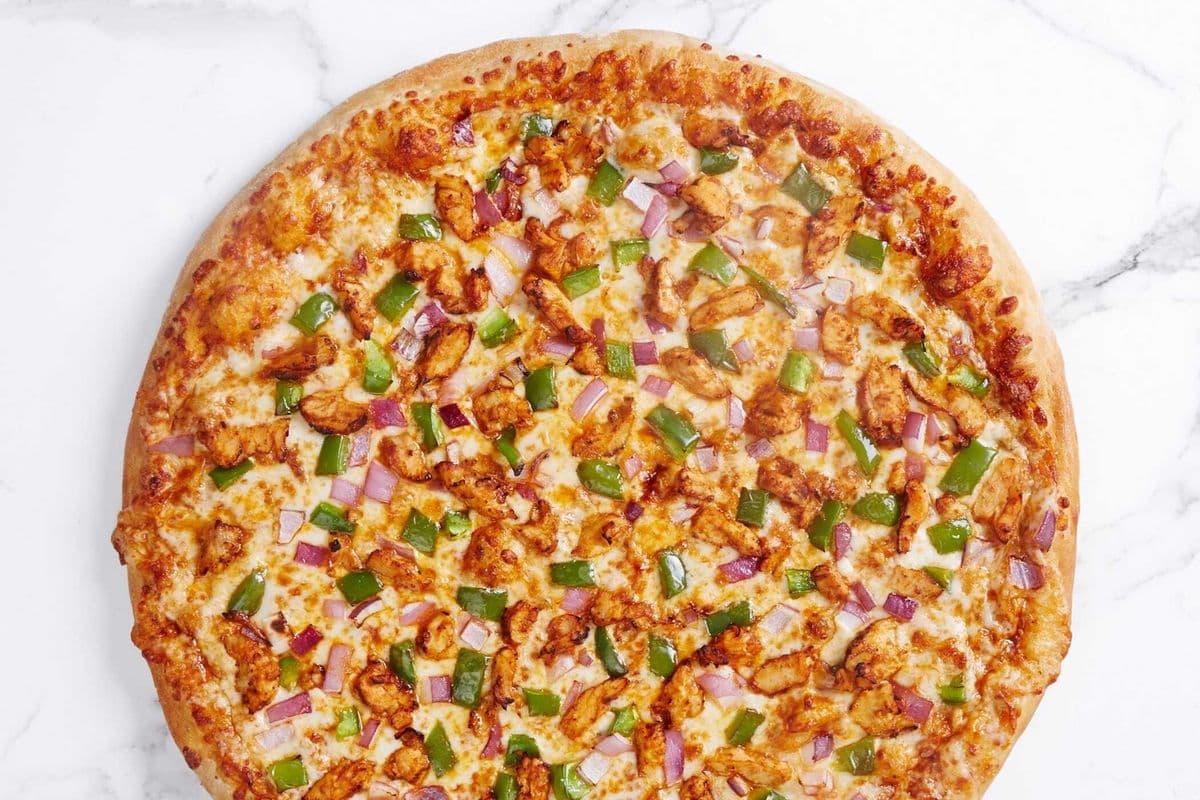 Medium Butter Chicken Pizza