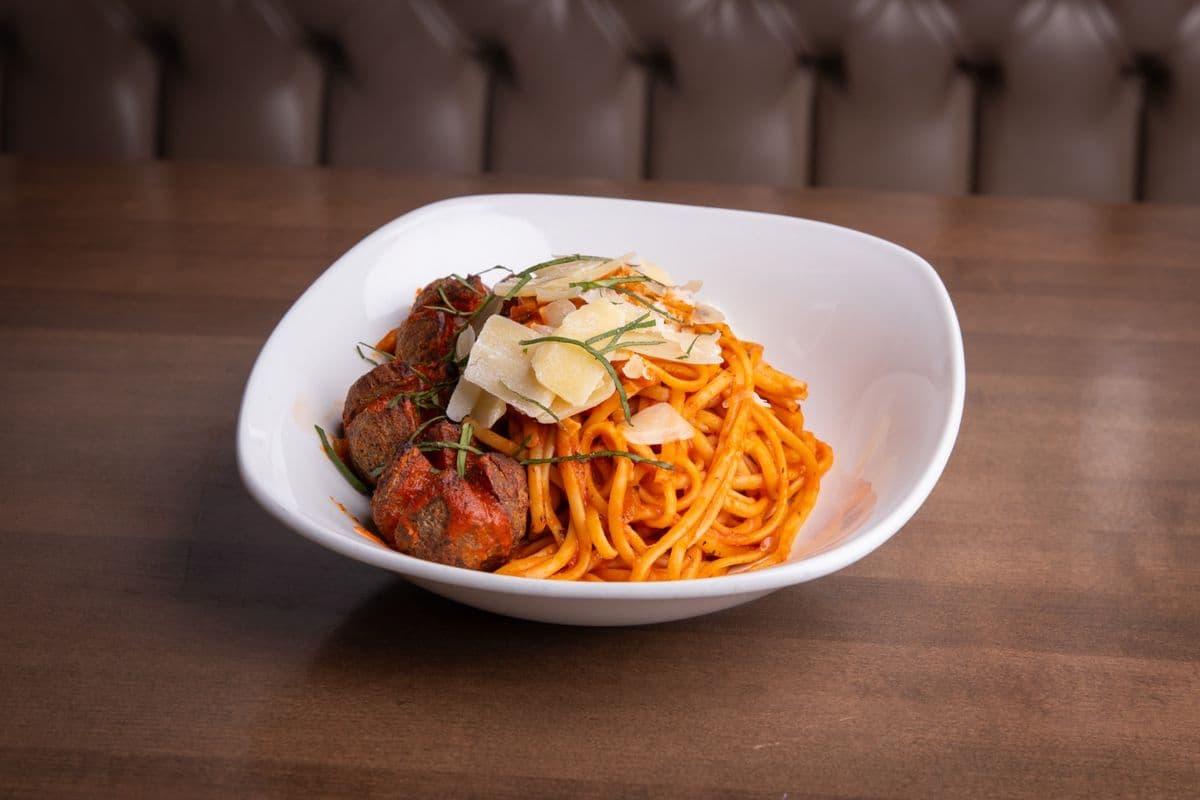 Linguine Polpette Pasta