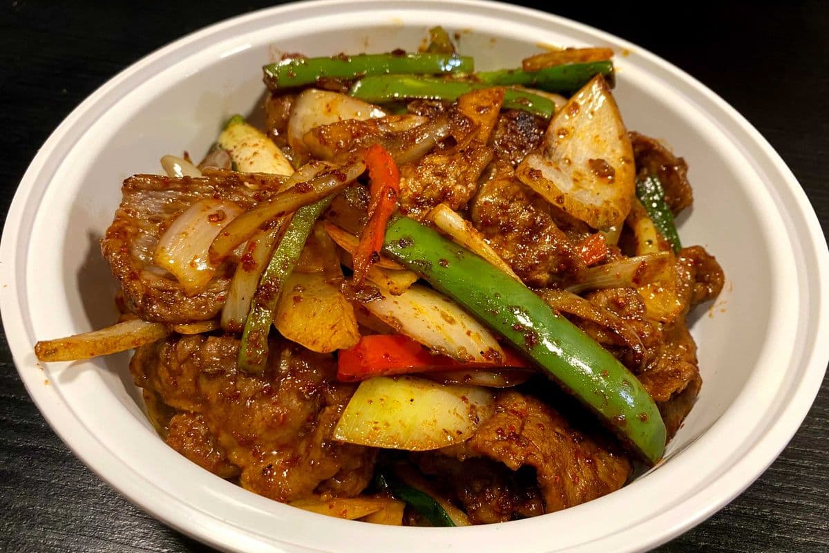 B9. Xingjiang Cumin Lamb 孜然羊肉