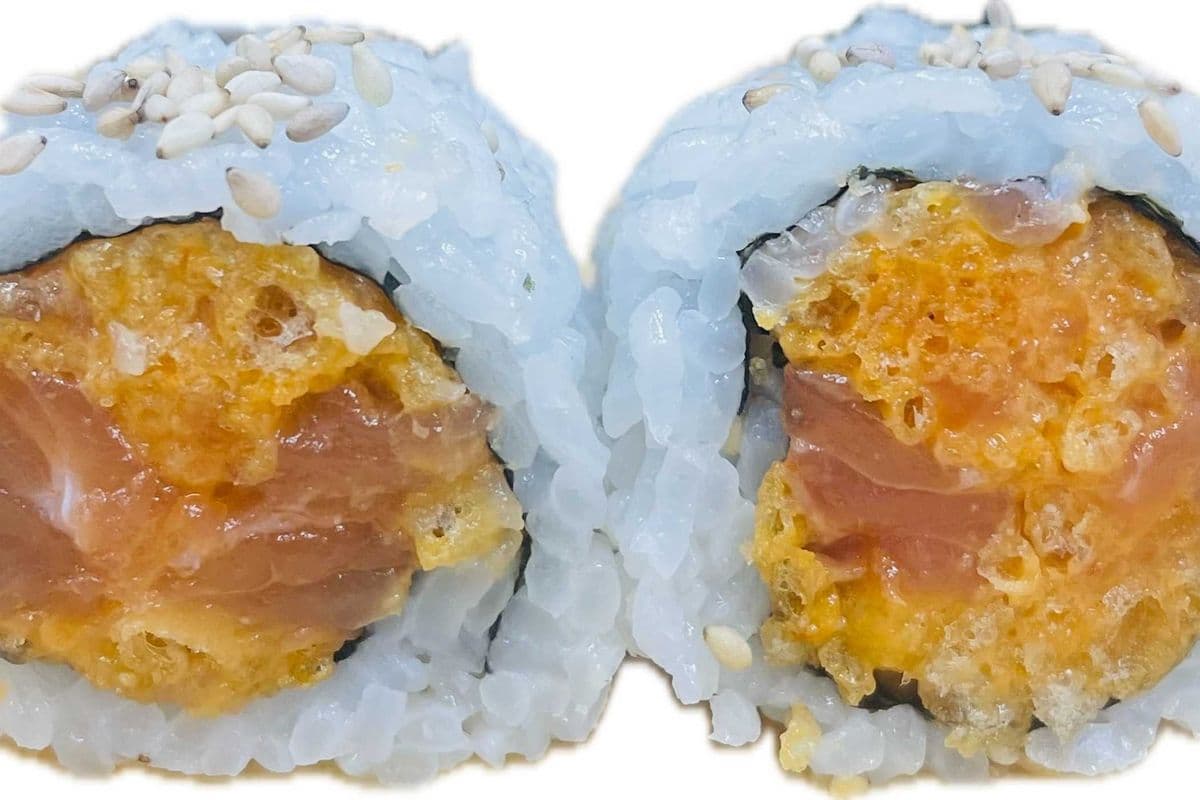 Spicy Salmon Classic Roll