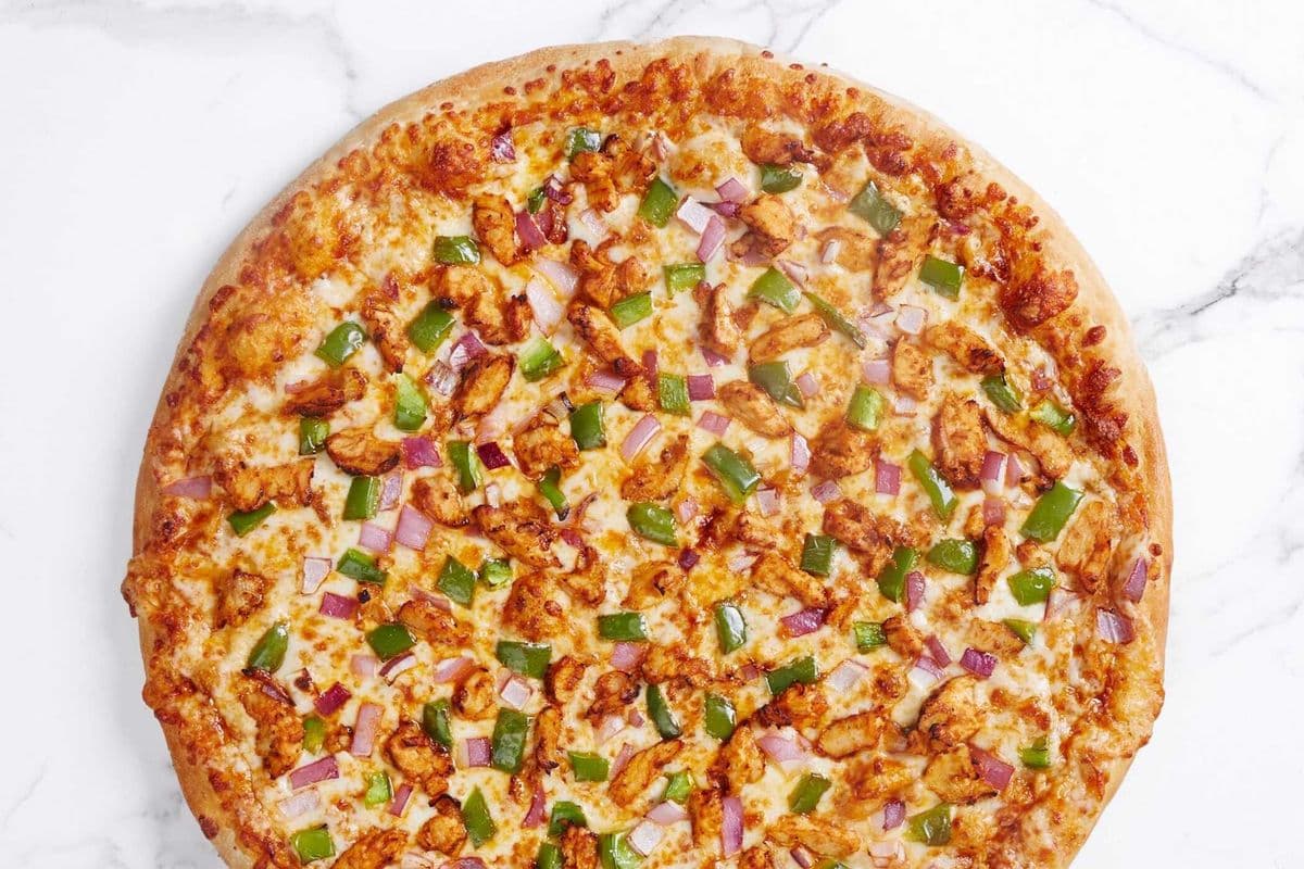 Small Butter Chicken Pizza