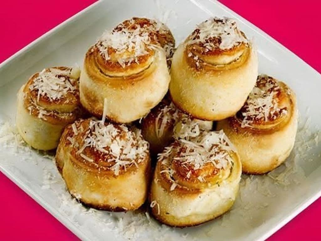 Cheddar Rolls