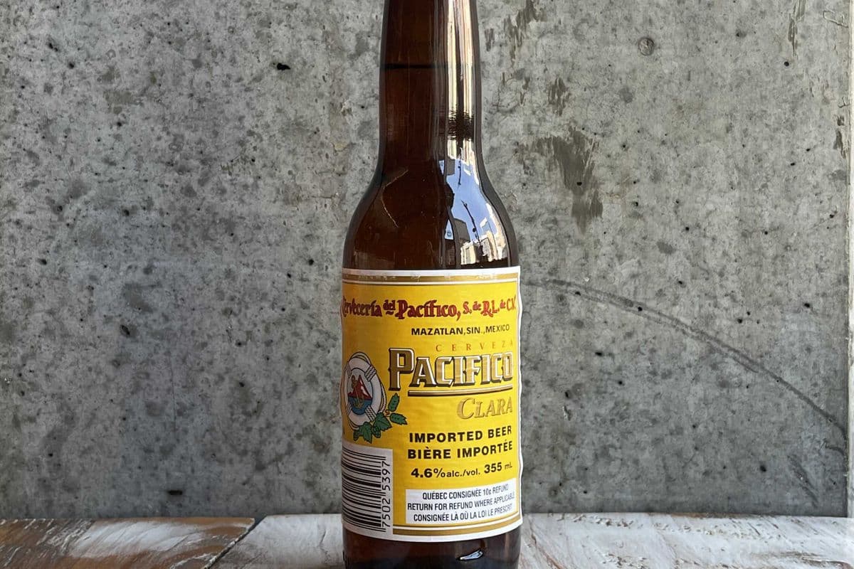 Pacifico Lager (6 x 330 ml Bottle)