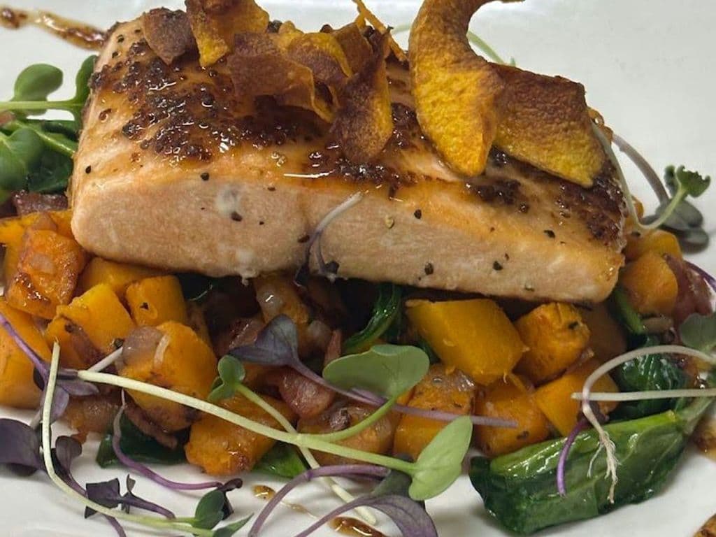 MAPLE DIJON GLAZED SALMON